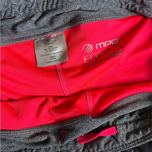 MPG lightweight charcoal running/walking athletic shorts and black skirt sz med - Picture 9 of 16